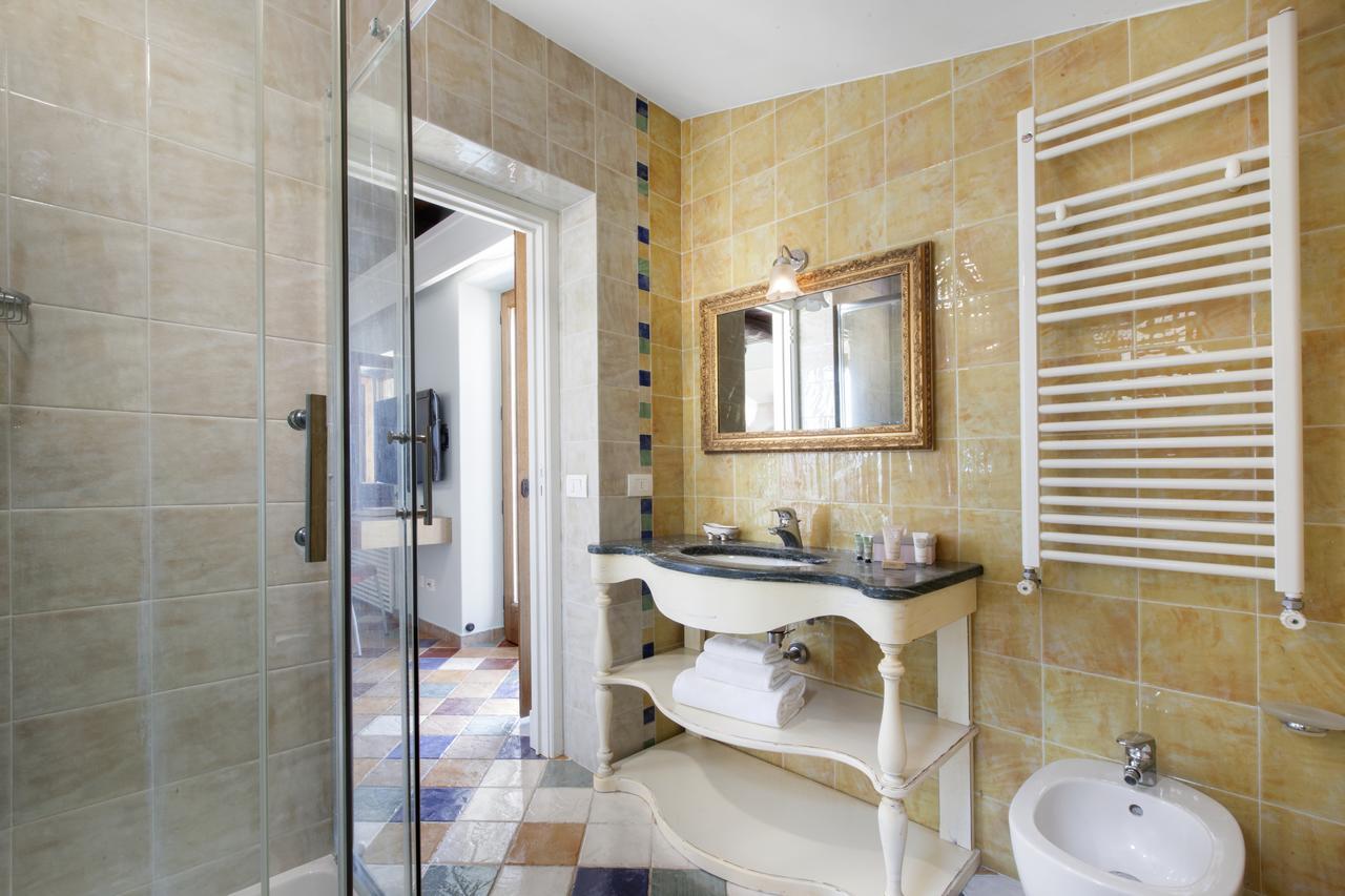 Villa Rusella With Terrace & Breathless Sea Views Massa Lubrense Exterior photo