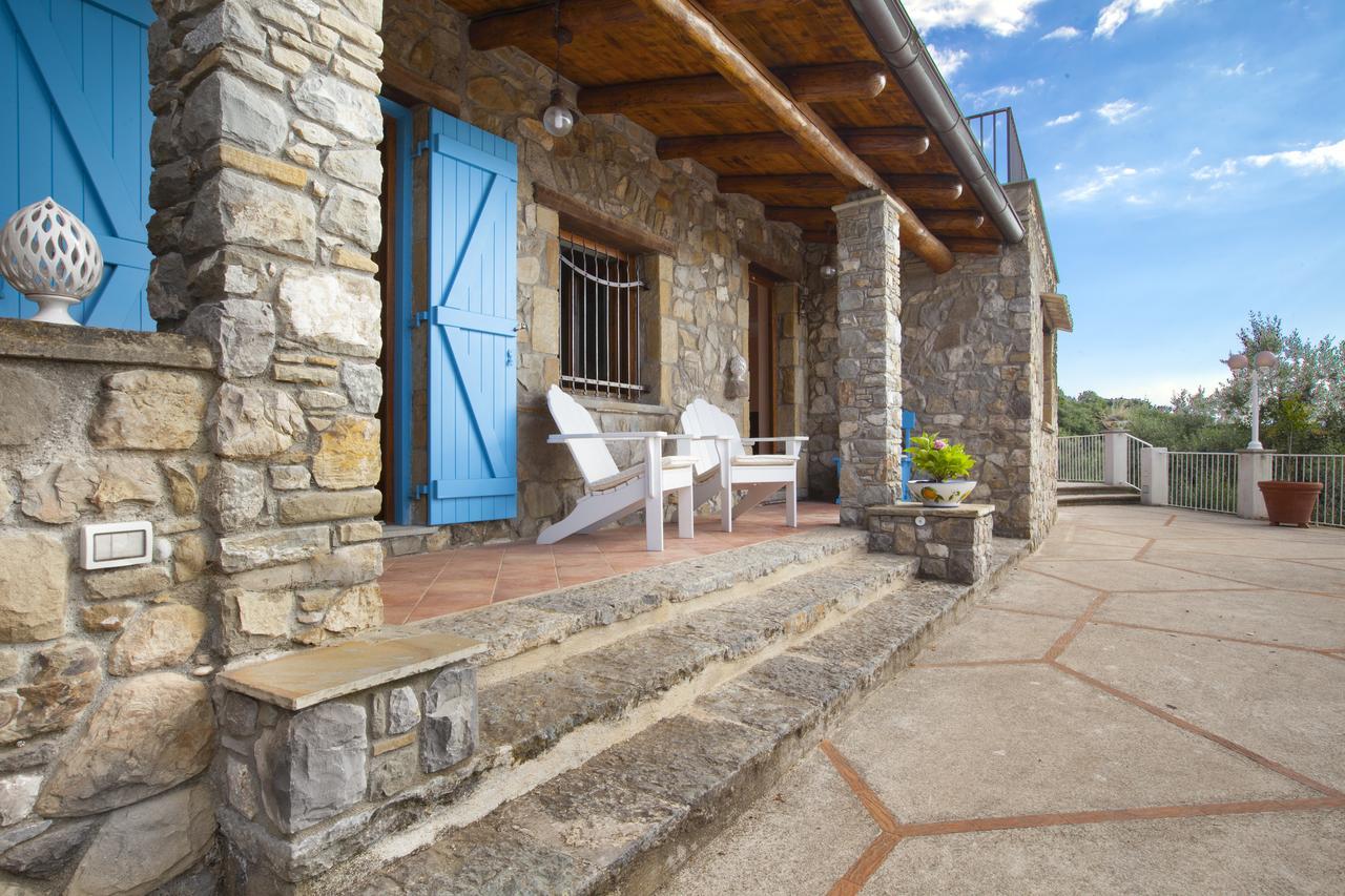 Villa Rusella With Terrace & Breathless Sea Views Massa Lubrense Exterior photo