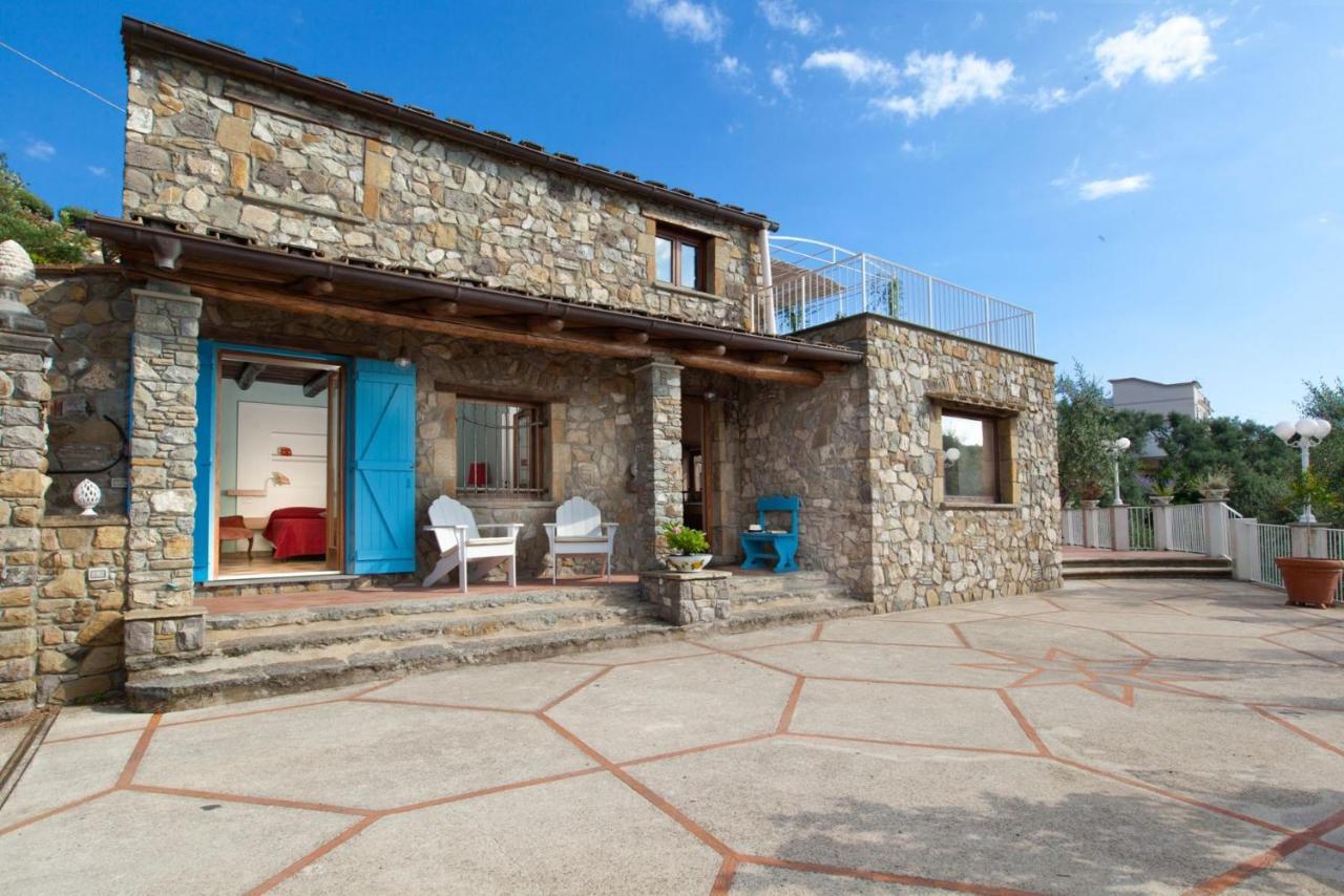 Villa Rusella With Terrace & Breathless Sea Views Massa Lubrense Exterior photo