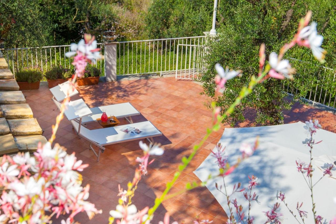 Villa Rusella With Terrace & Breathless Sea Views Massa Lubrense Exterior photo