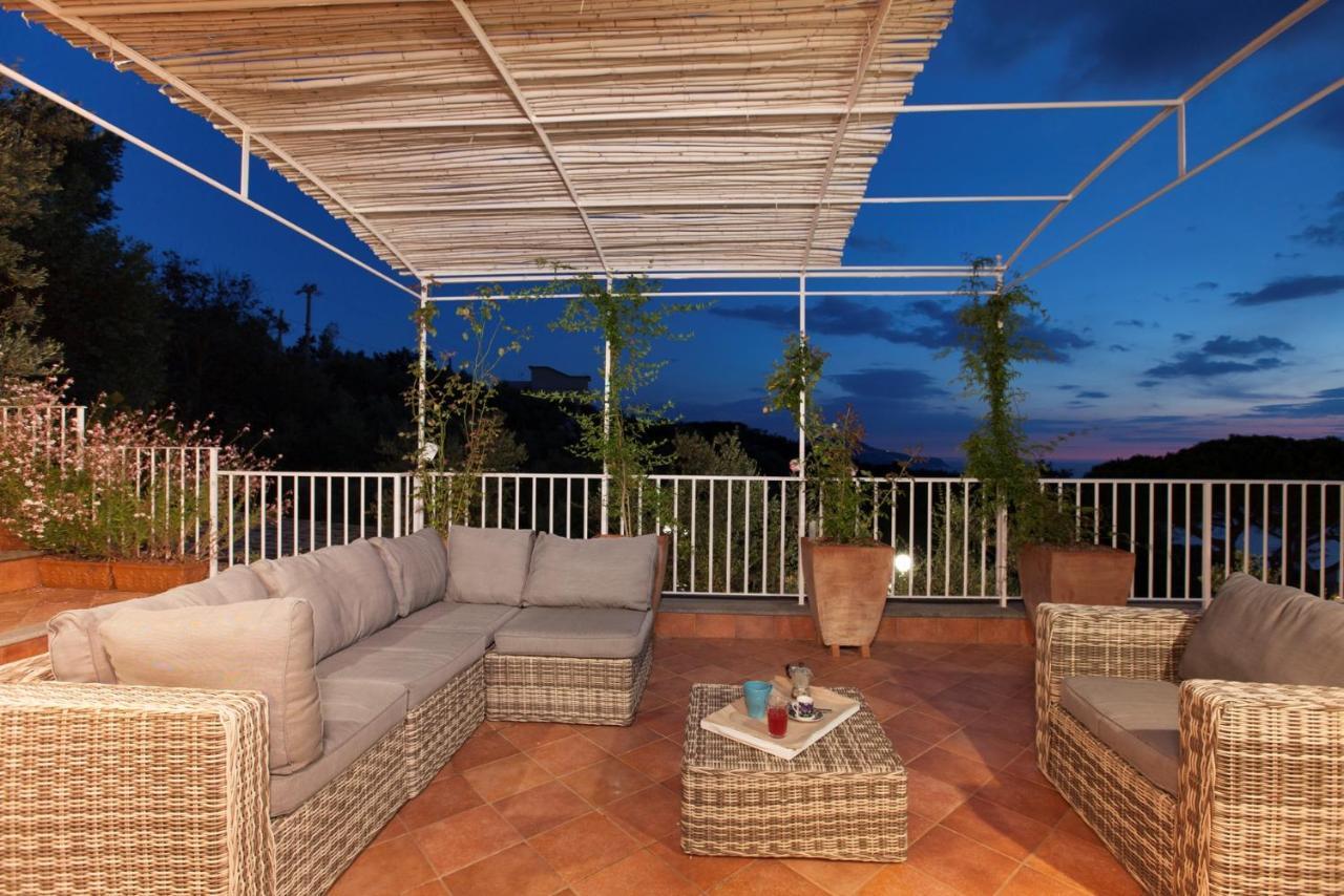 Villa Rusella With Terrace & Breathless Sea Views Massa Lubrense Exterior photo